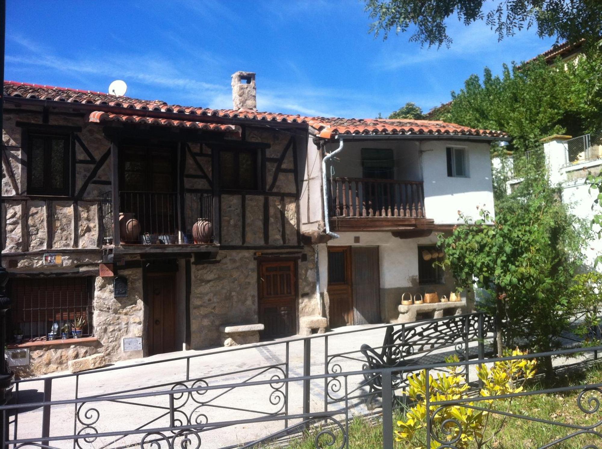 Casa Rural Con Encanto "Los Postigos" Guest House Banos De Montemayor Exterior photo