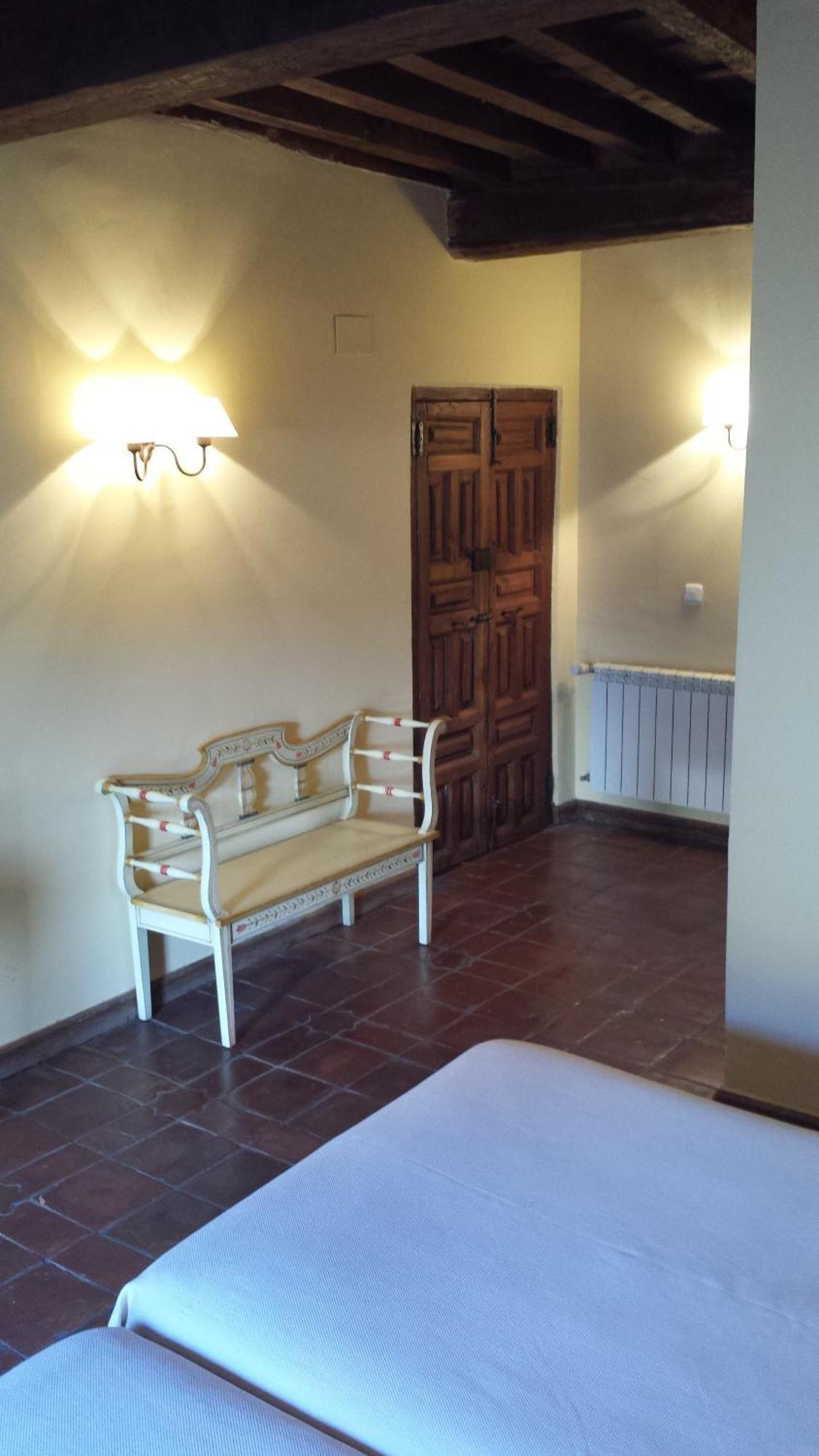 Casa Rural Con Encanto "Los Postigos" Banos De Montemayor Room photo