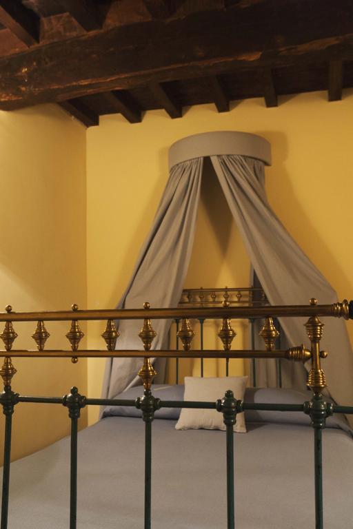 Casa Rural Con Encanto "Los Postigos" Banos De Montemayor Room photo