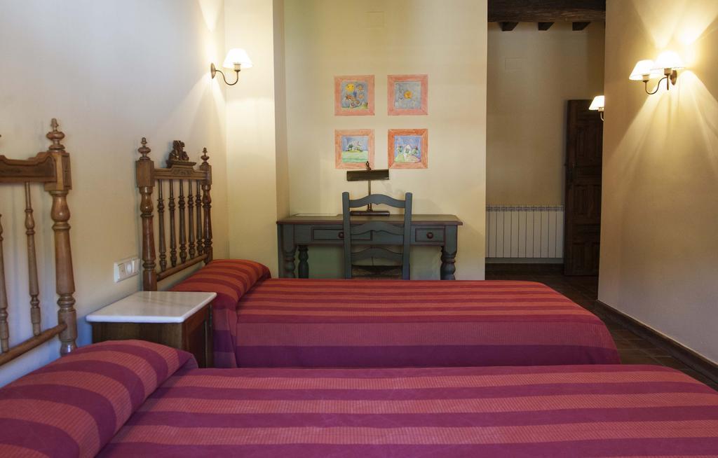 Casa Rural Con Encanto "Los Postigos" Banos De Montemayor Room photo